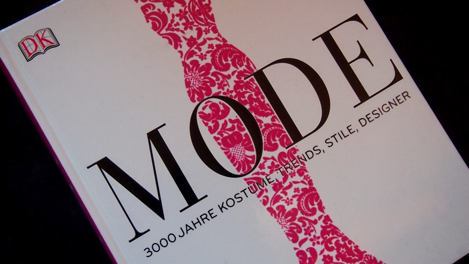 Fashion Books To Read The Fashionable Blog
