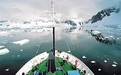 cruise-antarctica_1403764c.jpg