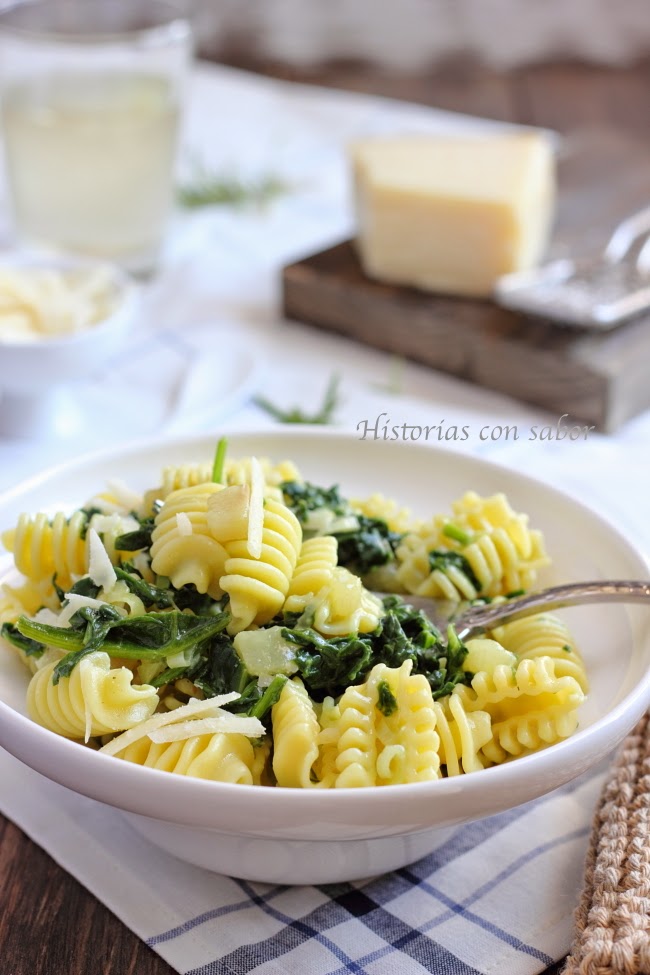 Radiatori Con Espinacas Y Mascarpone
