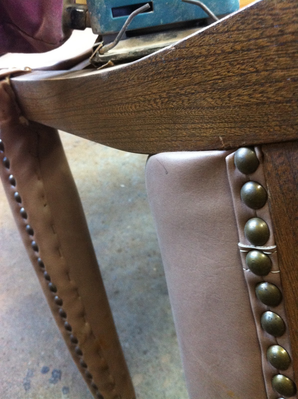 KIJSA STUDIO How to Paint on Burlap