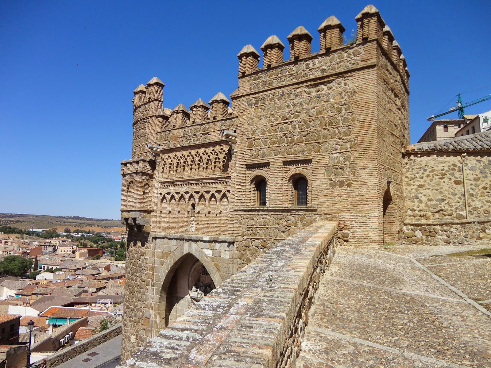 ENTRADA A LA CIUDAD DE TOLEDO