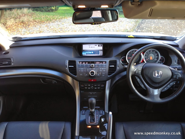 2013 Honda Accord Tourer dashboard