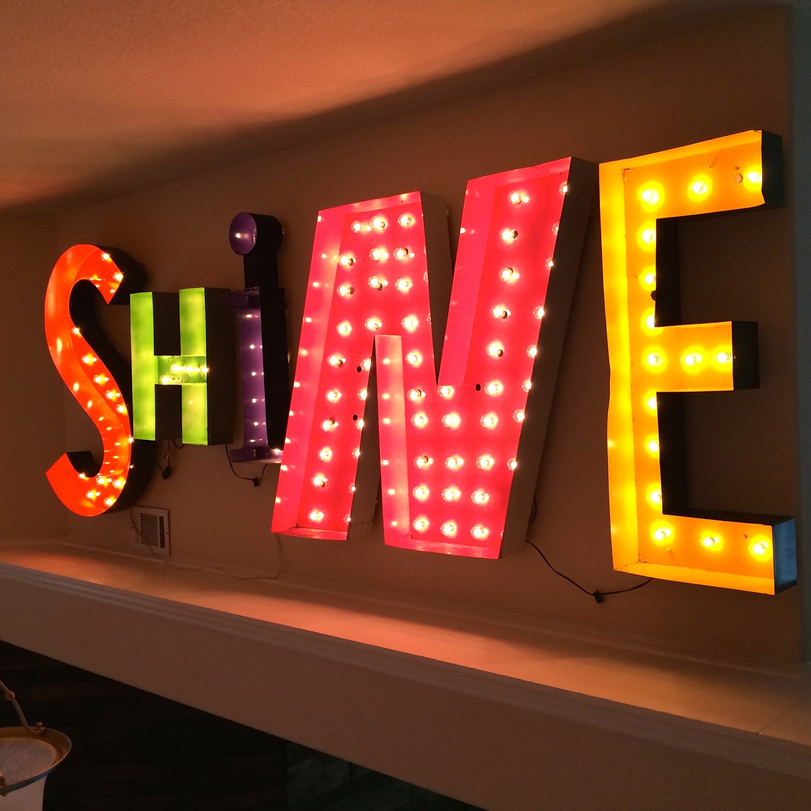 Crazy Cozads: Guest Post: Vintage Neon Turned Marquee Lights