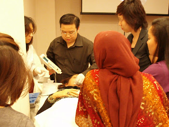 Mengajar "Workshop Skin Rejuvenation Technique" di Medan