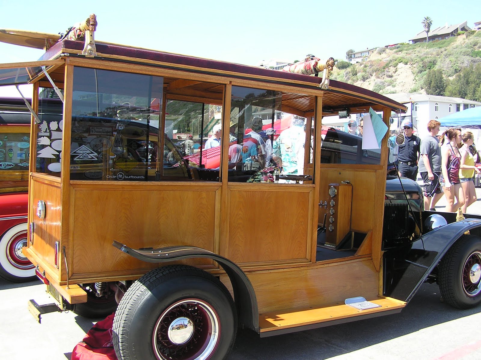 D & J Agle Extended Family WOODIES, WOODIES, EVERYWHERE!