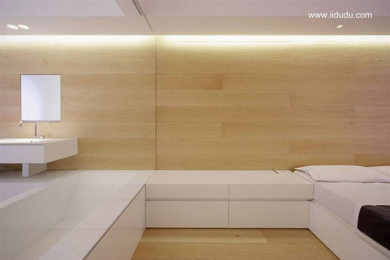 Baño blanco minimalista: cuarto de baño con diseño moderno al ...