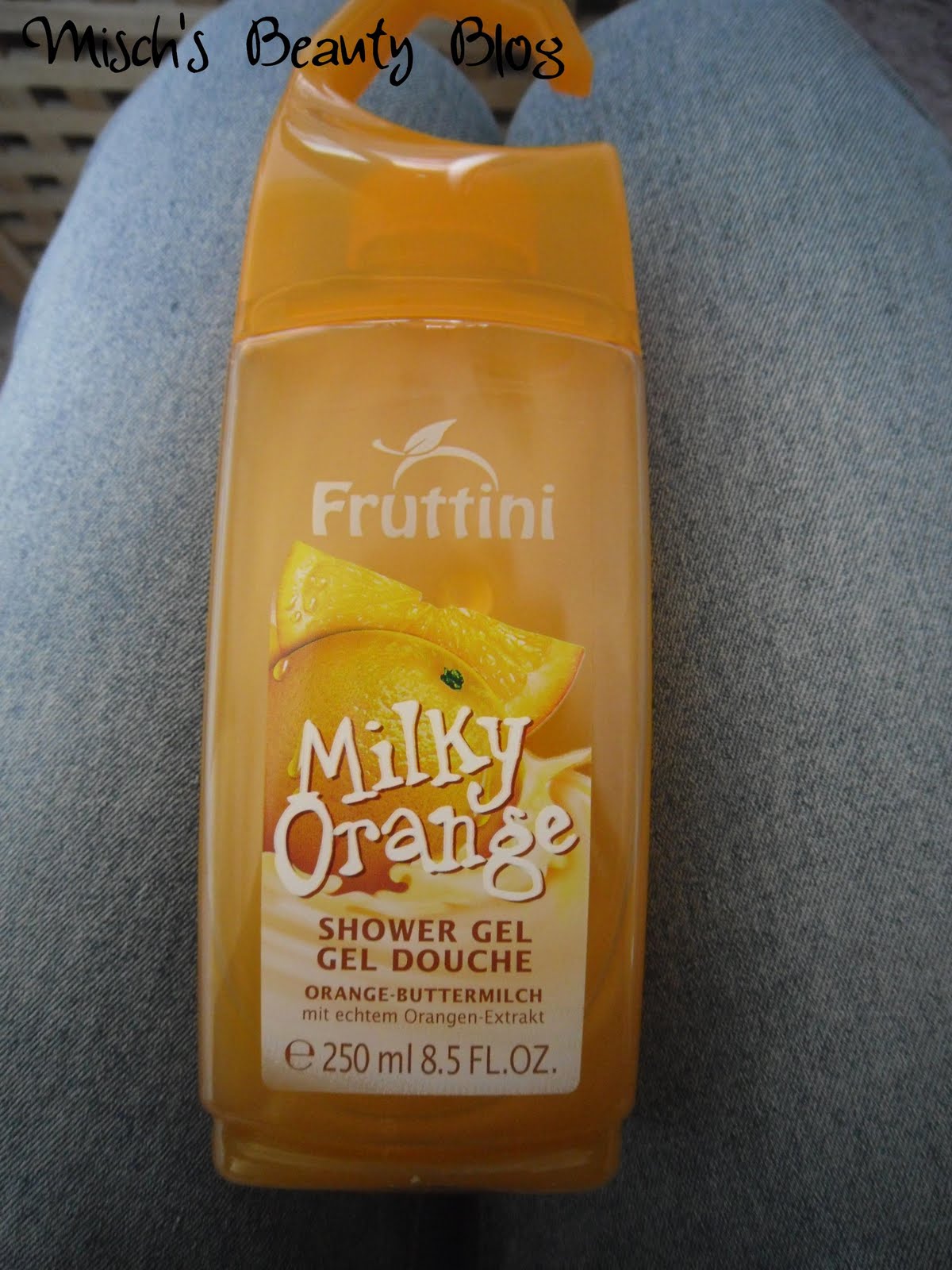Misch's Beauty Blog Review Fruttini Milky Orange Shower Gel