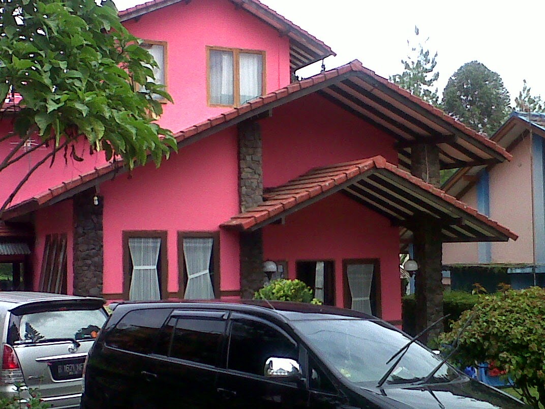 Villa Di Lembang,Bandung Villa Istana Bunga