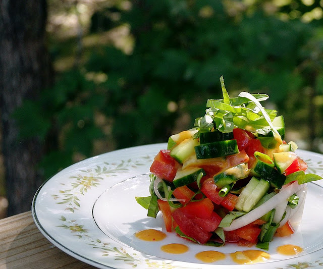 The Intentional Minimalist Tomato, Cucumber and Red Pepper Salad with