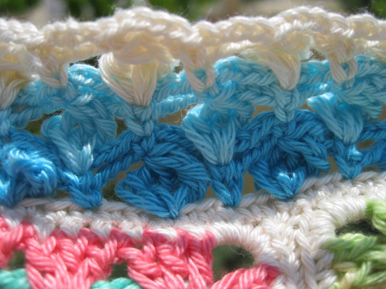 Gaia's Crochet Sunburst Granny Square Blanket Tadah!