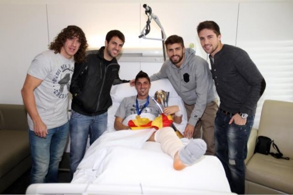 Picture of The Day : Villa with CWC Trophy
