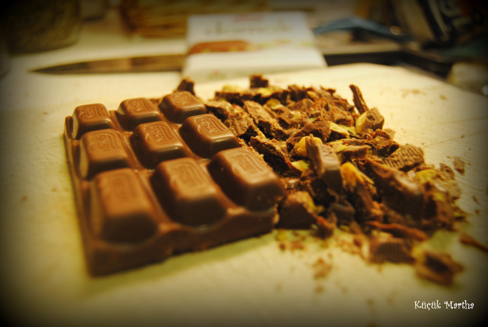 Damak Çikolatalı Kek Küçük Martha İş Başında