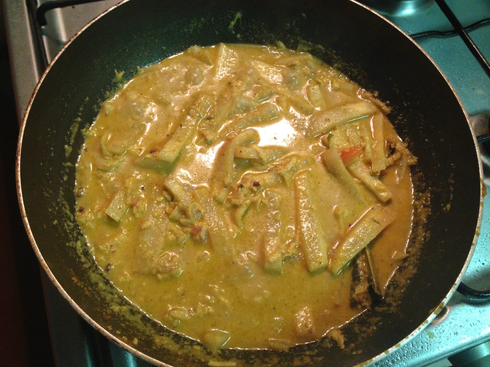 Sri Lankan Rabu (Radish) Curry