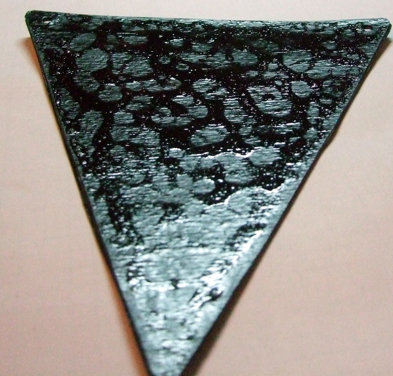 UpToMyNeckInPaper Elmer's glue as a crackle medium.