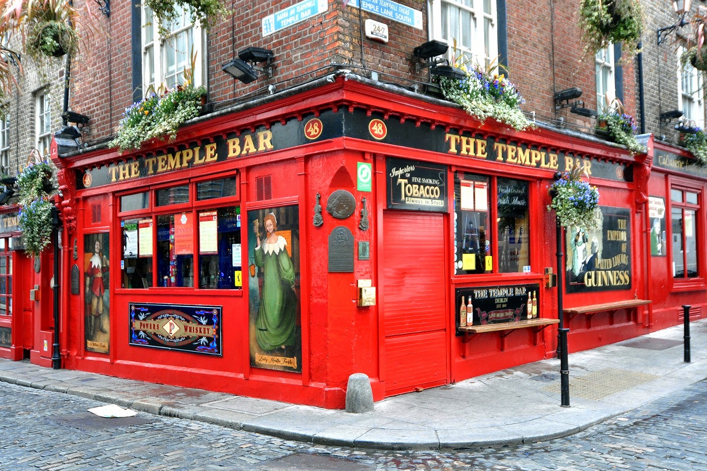 THE TEMPLE BAR ... DUBLINO ...