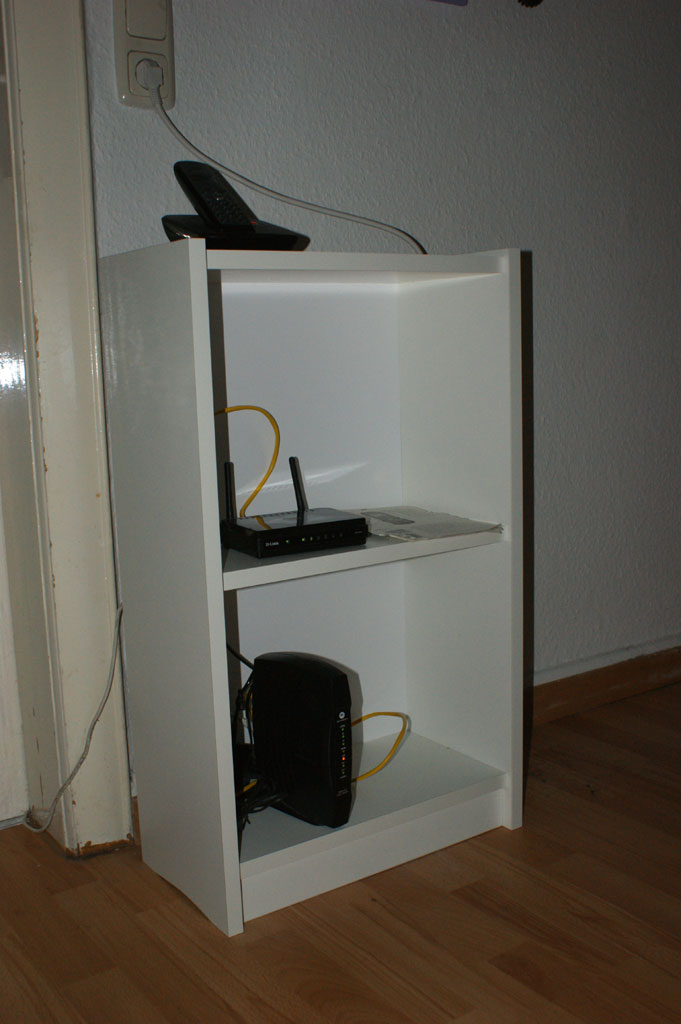 Tobi's Holzjournal: Telefonschränkchen