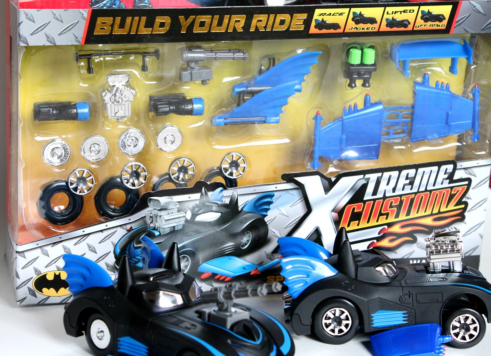 Hot Mama In The City RIDEMAKERZ XTREME CUSTOMZ Party Build Your Ride