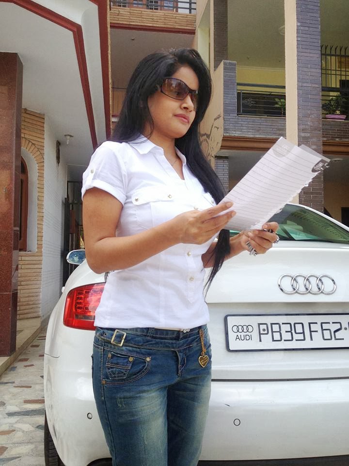 Miss Pooja Latest HD Gallery Pictures #2 - HDColorspictures