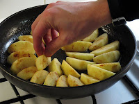 Tarte Tartin Recipe - arrange apple slices