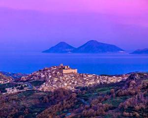 MONTALBANO ELICONA, IL BORGO PIU' BELLO DEL MONDO