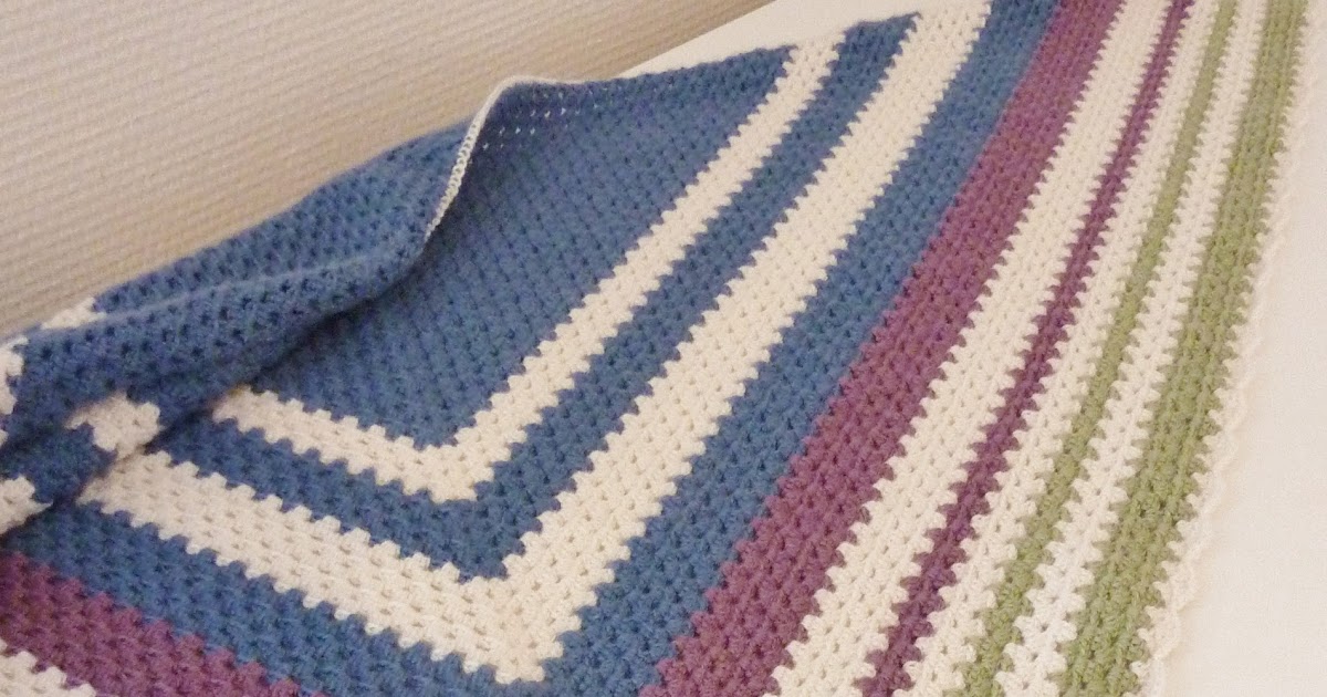 le Crochet de Pandore Châle Half Granny Square