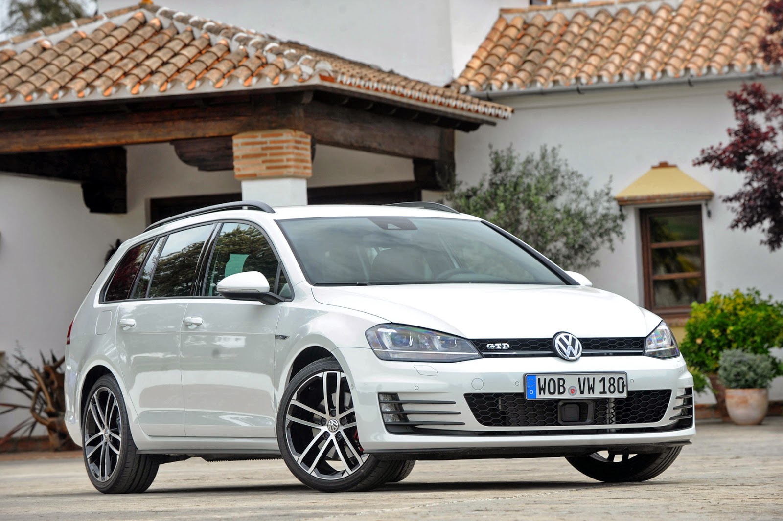 Show, Shine und schnell: Dieser VW Golf 4 glänzt auf Tuning