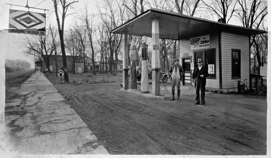Missouri in Color Green Ridge in the 1930sMy Great Grandfather's Gas