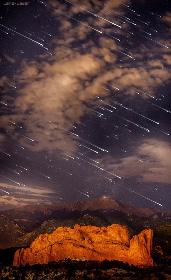 Meteor shower over Pikes Peak, America's Mountain, Colorado HoHo Pics