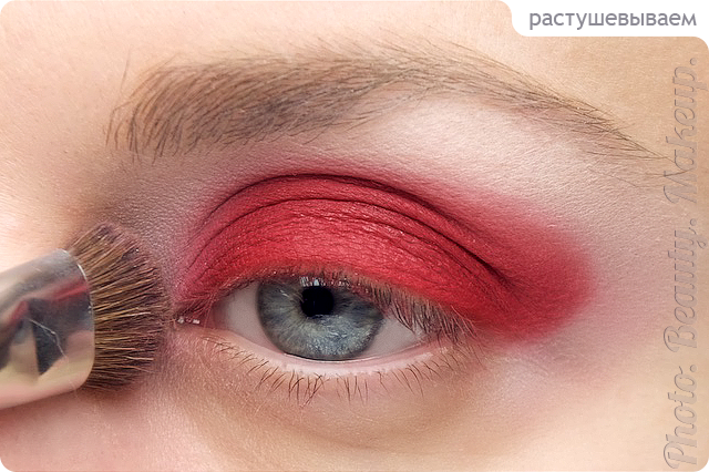 Photo. Beauty. Makeup.: Tutorial. RED on Eye Makeup