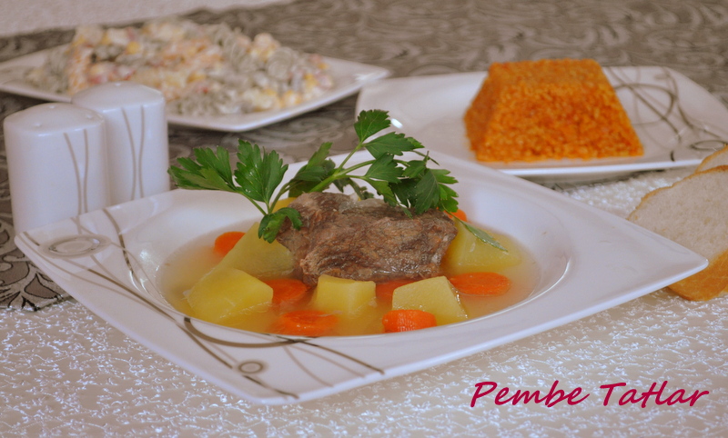 Pembe Tatlar Sebzeli Et Haşlama