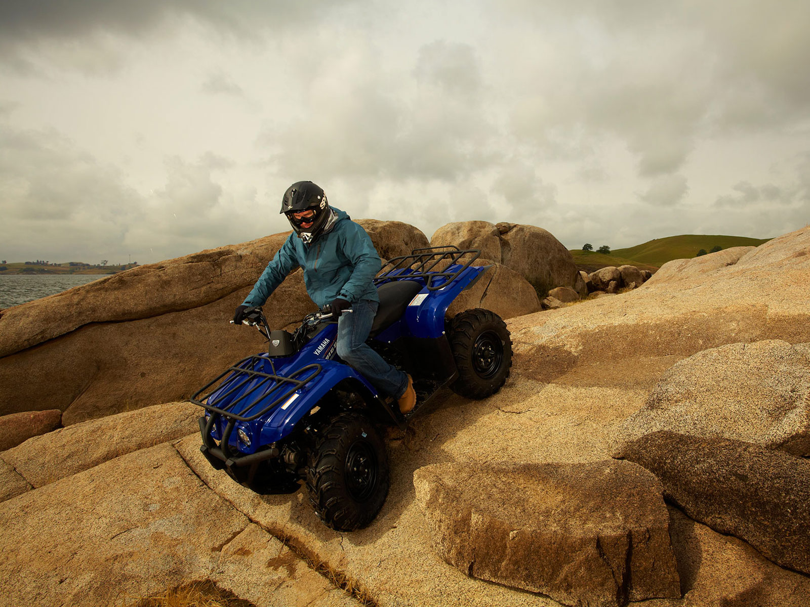 ATV pictures 2012 Yamaha Big Bear 400 4x4 IRS specifications