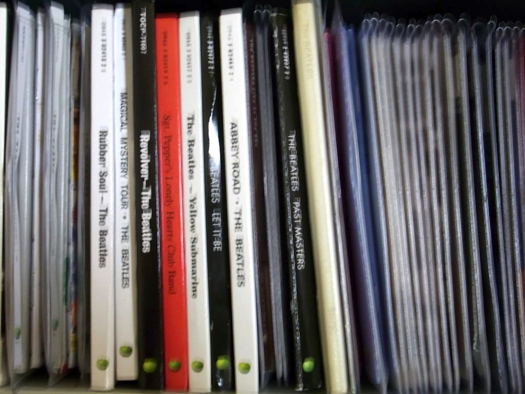 卓上オーディオ Tabletop Audio デジパック仕様のcdって困ります