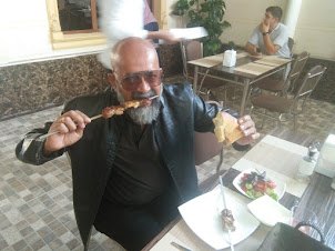 "Shish Kebab(Sashlik)" lunch at "Chorrahu Restaurant" in Samarkand.