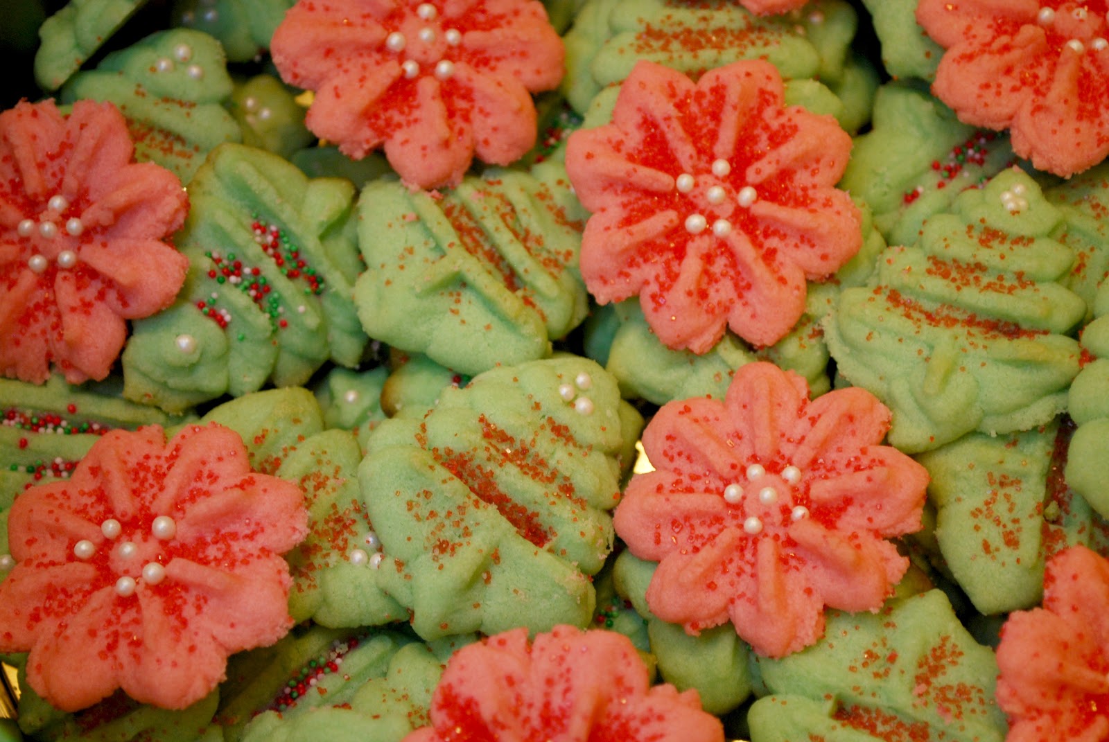 A Girl's Guilty Pleasures Vanilla Almond Sugar Christmas Cookies