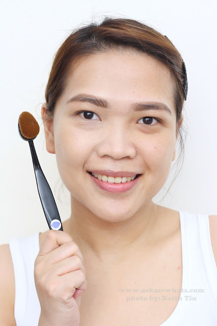 A photo of Purple Tags Oval Brush and Proud Mary BB Cream