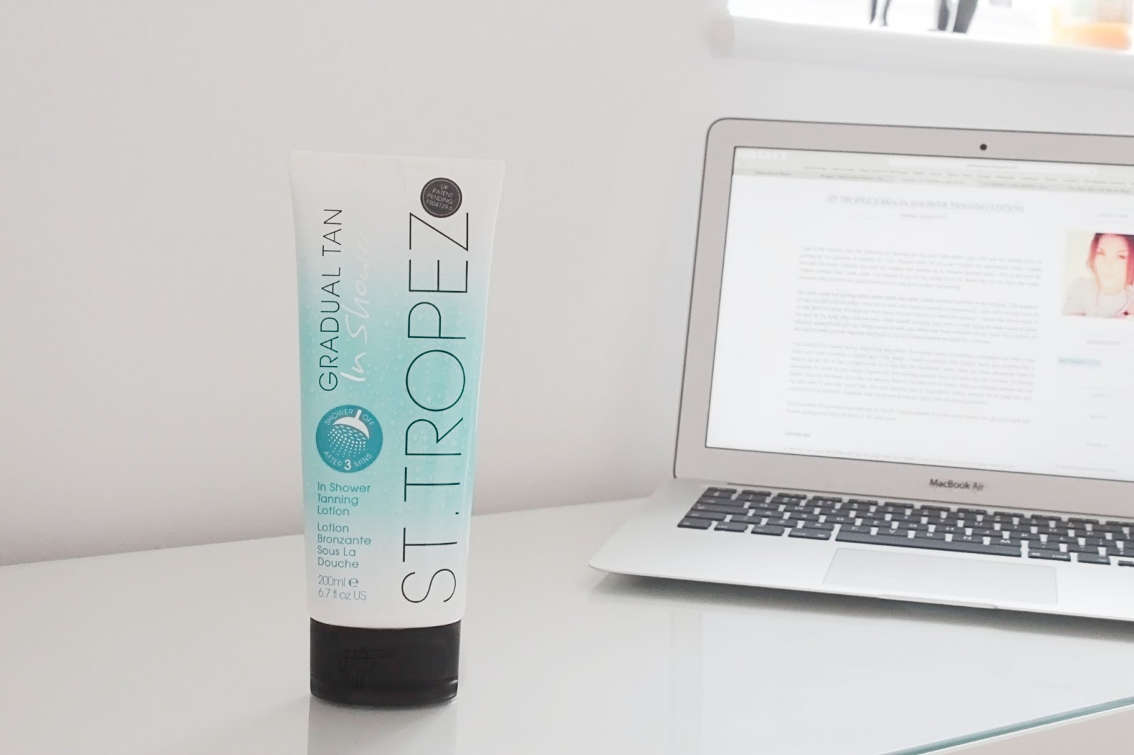 ST TROPEZ 3 MIN IN SHOWER TANNING LOTION Daisie Grace Gibson