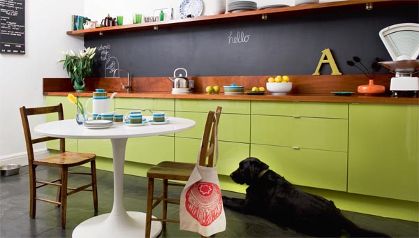 Living in DesignLand: PARED PIZARRA EN COCINA