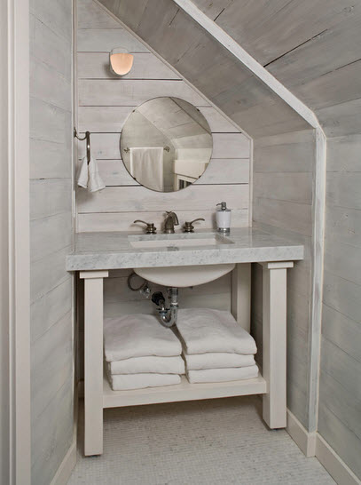 Como diseñar un cuarto de baño debajo de las escaleras [Modelos