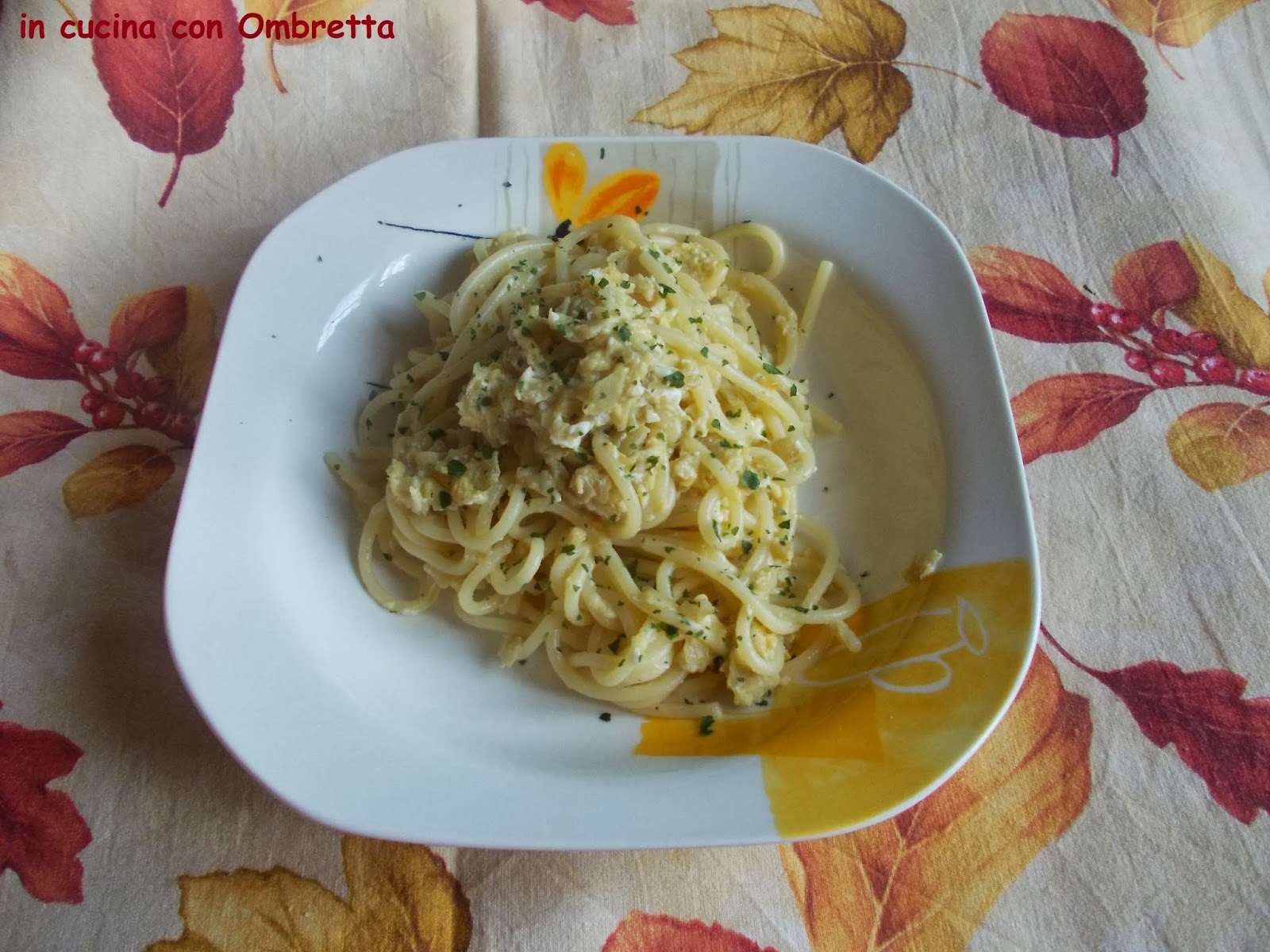 spaghetti pasta vera con uova e cipolla