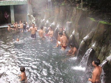 Tempat Pemandian Air Panas Guci Tegal