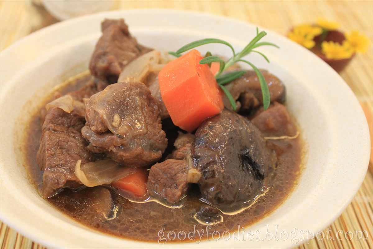 goodyfoodies recipe braised beef oyster blade stew with mushrooms goodyfoodies recipe braised beef oyster blade stew with mushrooms