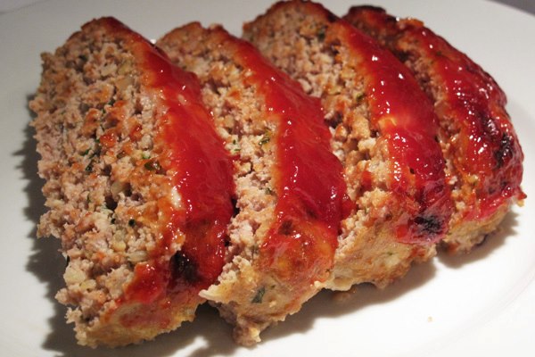Skinny Meatloaf- Full of flavor, veggies, and it won't expand your wasteband or your wallet.
