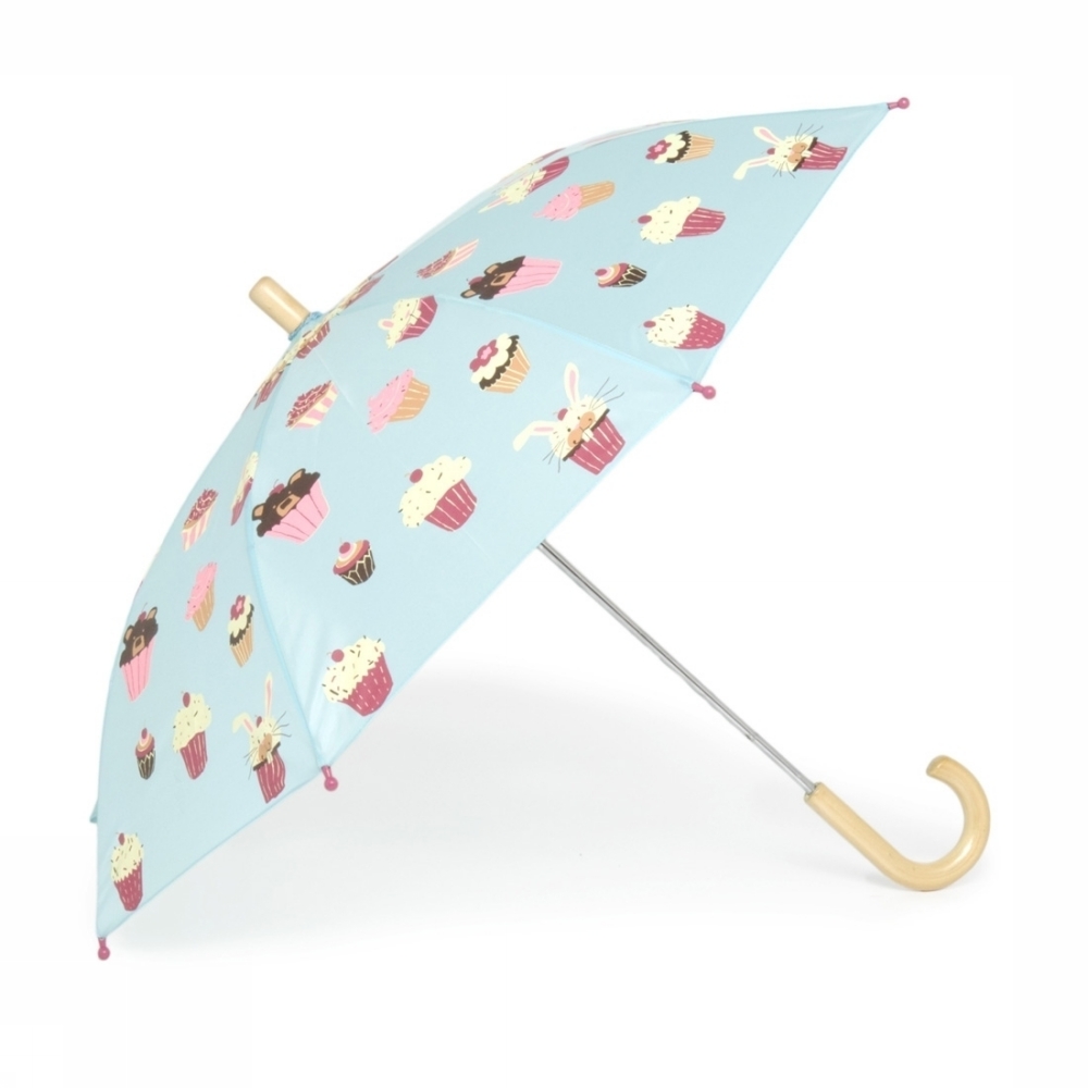 DLL Rainwear Puddle Stomp in Style! Virtual Barbie is Covered in Cupcakes