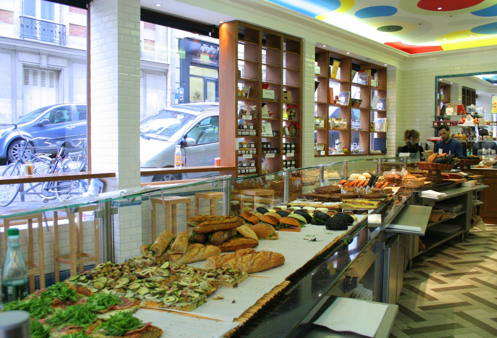 Paris Chez Sharon אצל Gontran CHERRIER בגט יכול להיות גם שחור