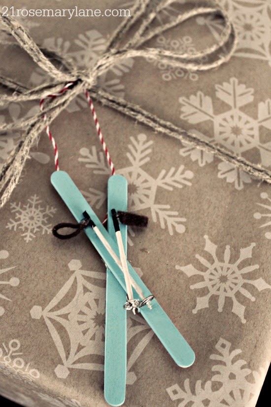 21 Rosemary Lane: How to Make a Miniature Skis with Poles Ornament