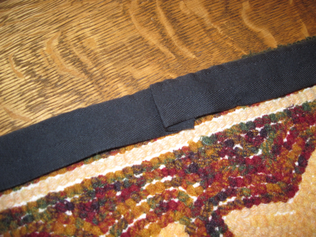 It's My Life! HOW TO BIND A HOOKED RUG