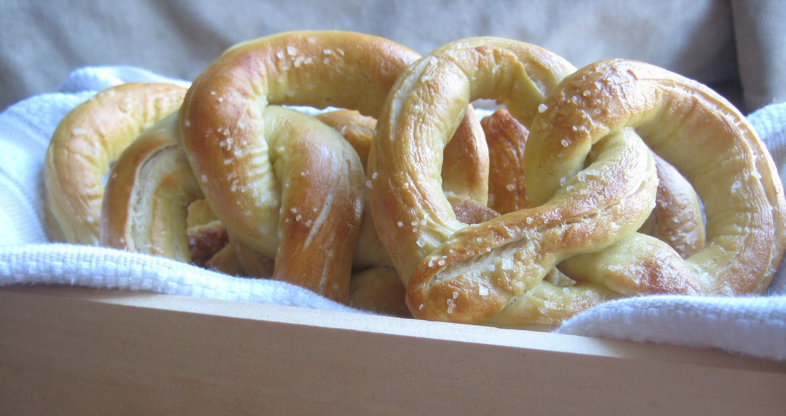 My Fare Foodie. German Soft Pretzels with Hefeweizen Horseradish Mustard