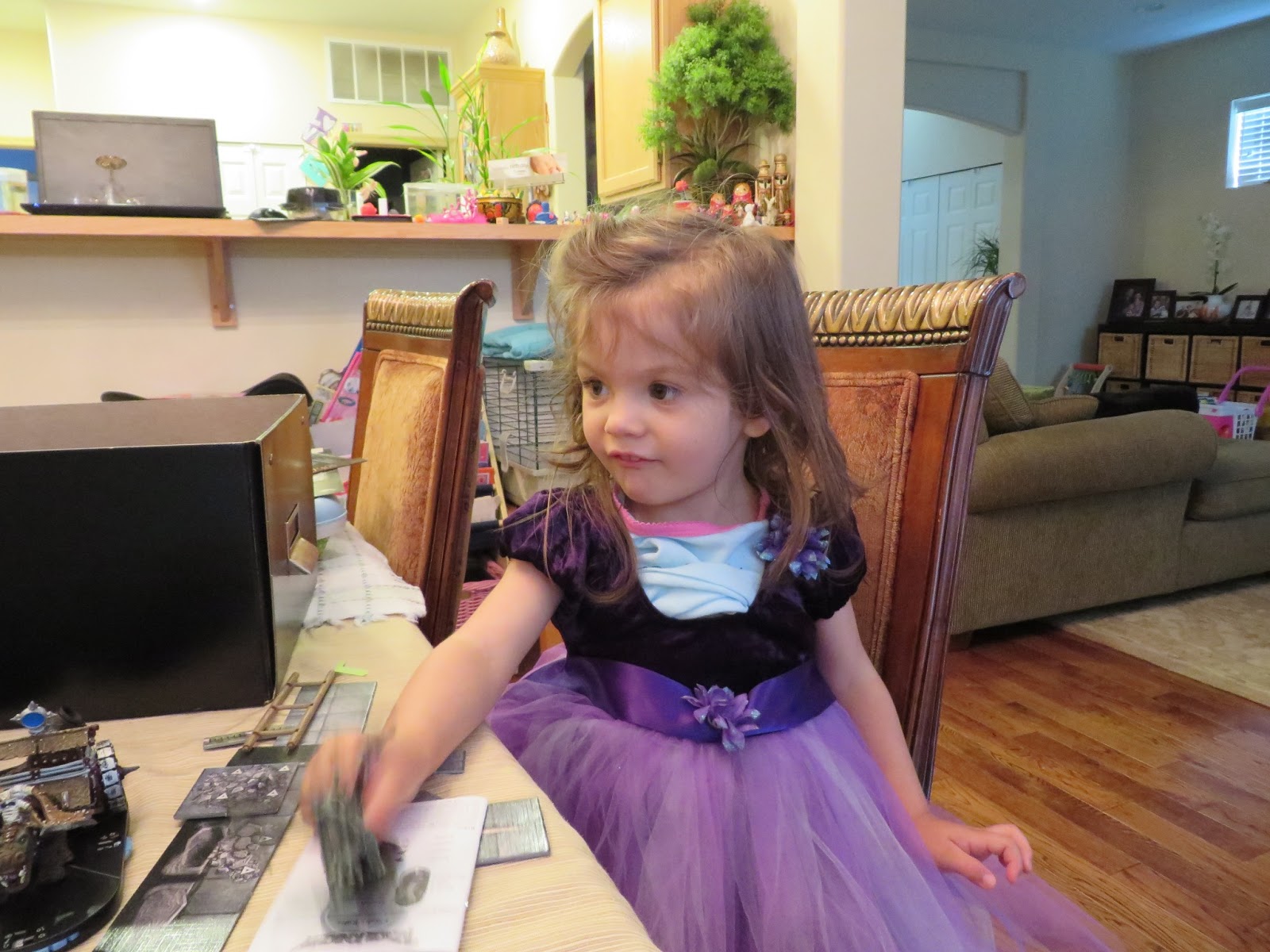 Real Minis Playing minis with kids (D&D adventure game)