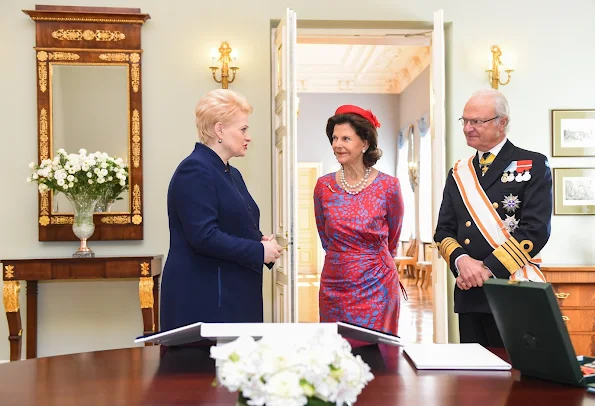 King Carl XVI Gustaf and Queen Silvia of Sweden met with President Dalia Grybauskaitė of Lithuania at the Presidential palace 
