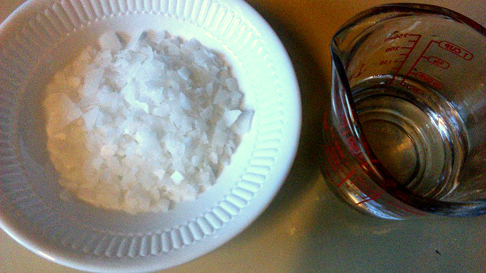 Poppy Juice Homemade Magnesium Oil Spray for Skin Care